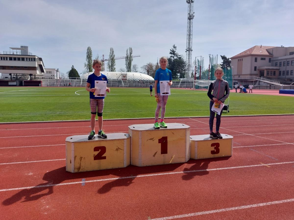 Májové závody - 1. místo na 60 m - Sabina Horáková - Juliska 1. 5. 2023